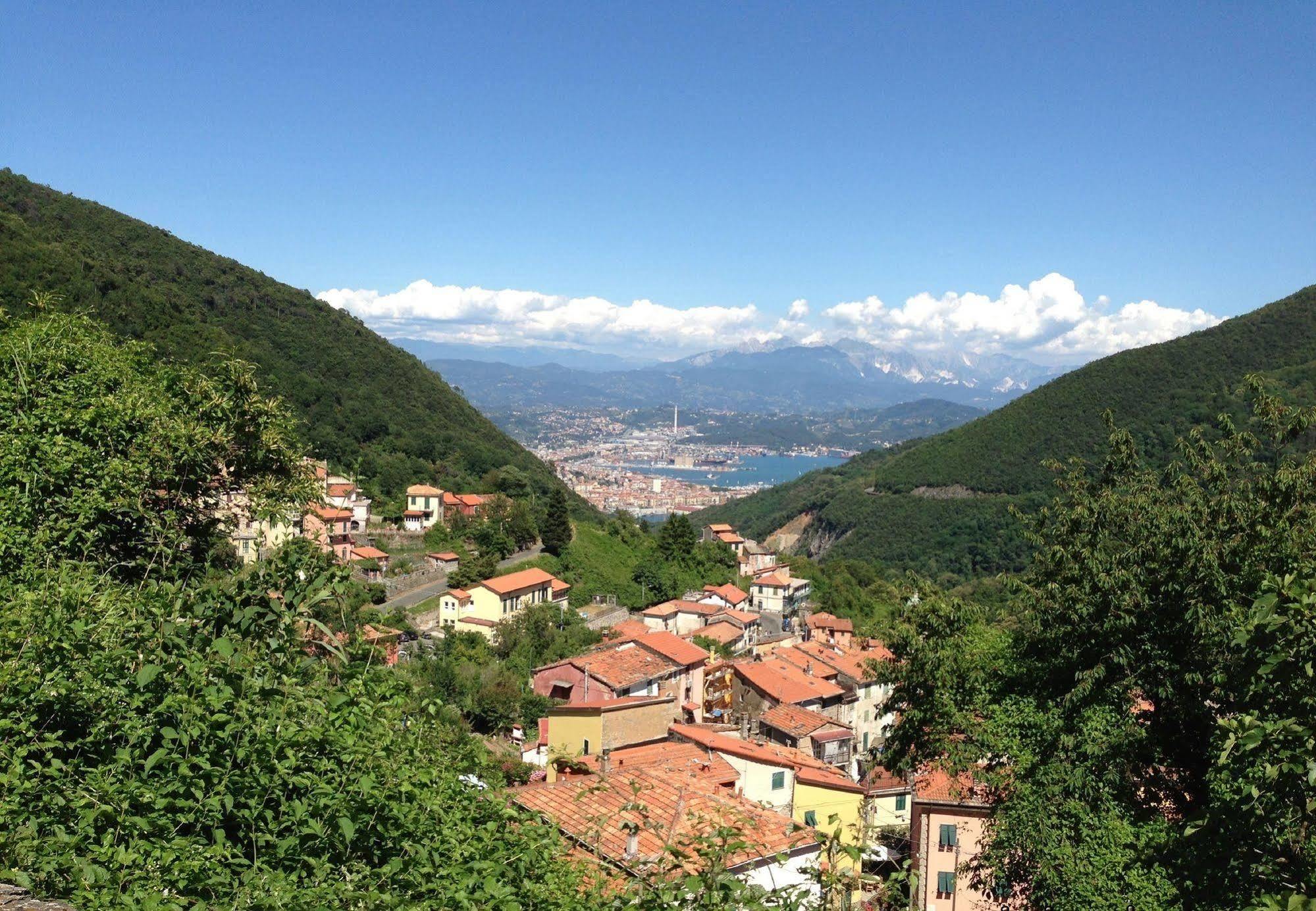 Ostello Tramonti Biassa Экстерьер фото